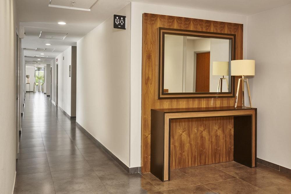 City Express By Marriott Guadalajara Aeropuerto Las Pintas Exterior photo