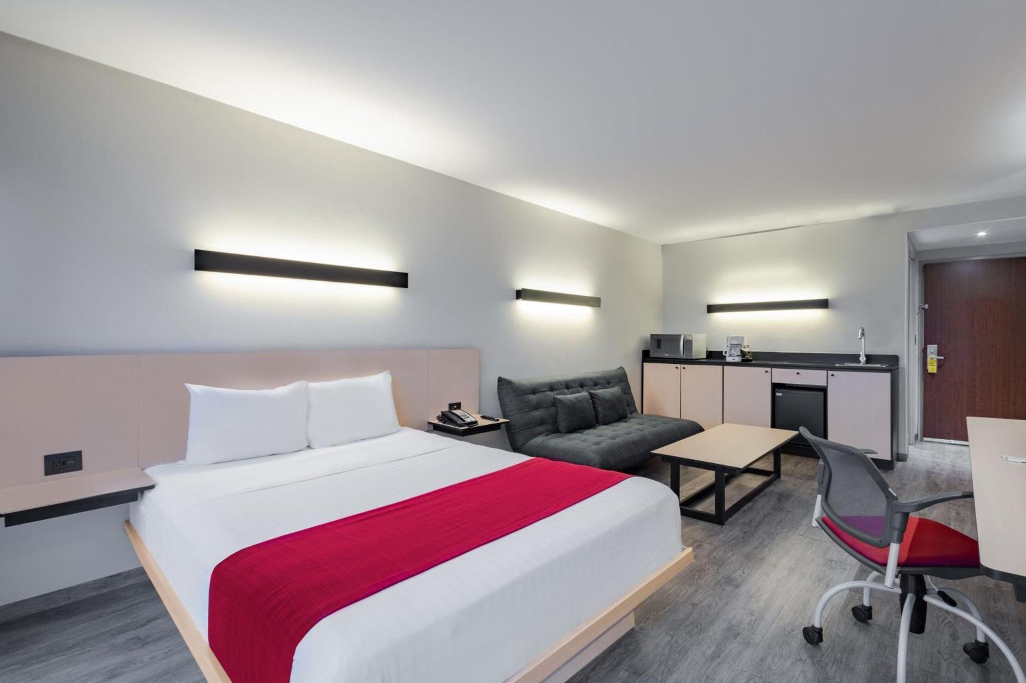 City Express By Marriott Guadalajara Aeropuerto Las Pintas Exterior photo